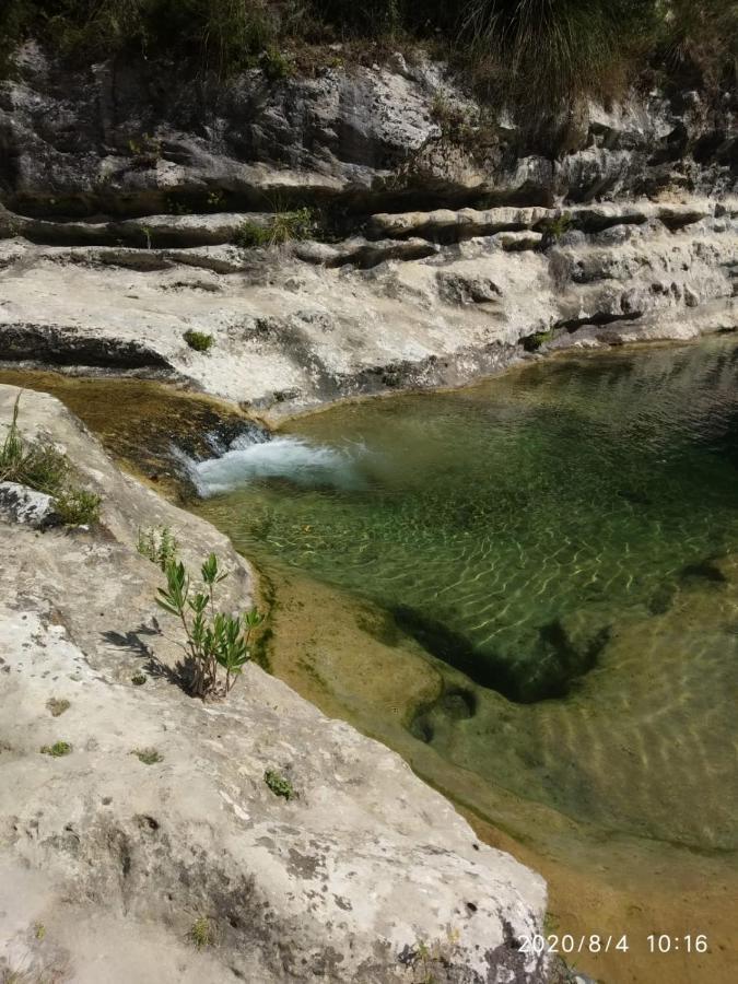 Appartamento la finestra sul cortile da Alberto Avola Esterno foto